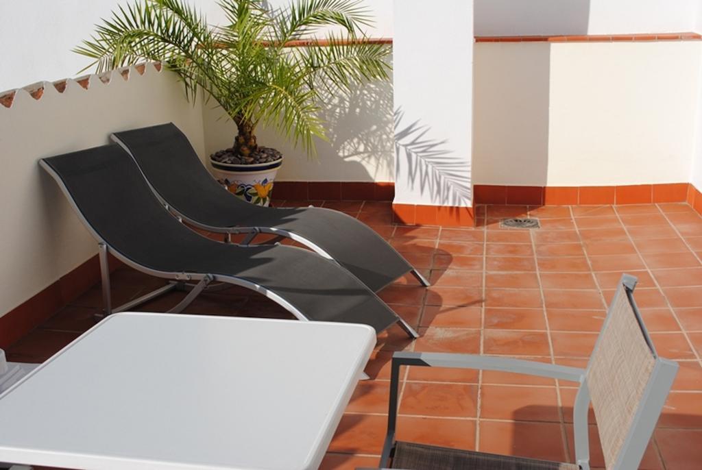 Hotel Maria Cristina La Cala Del Moral Exterior photo