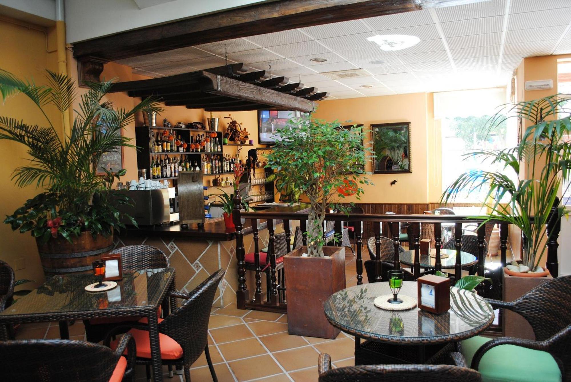 Hotel Maria Cristina La Cala Del Moral Restaurant photo